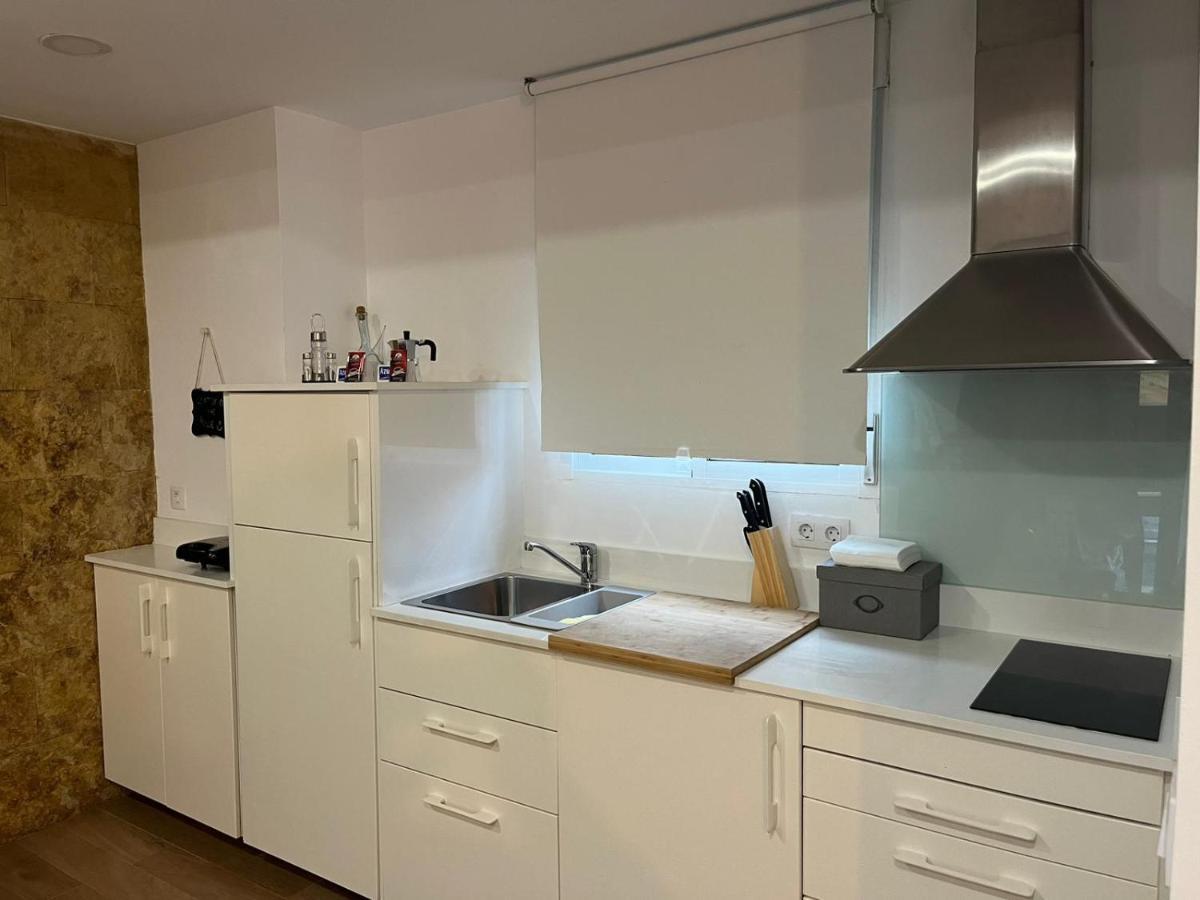 Deluxe Artemisa Seville
